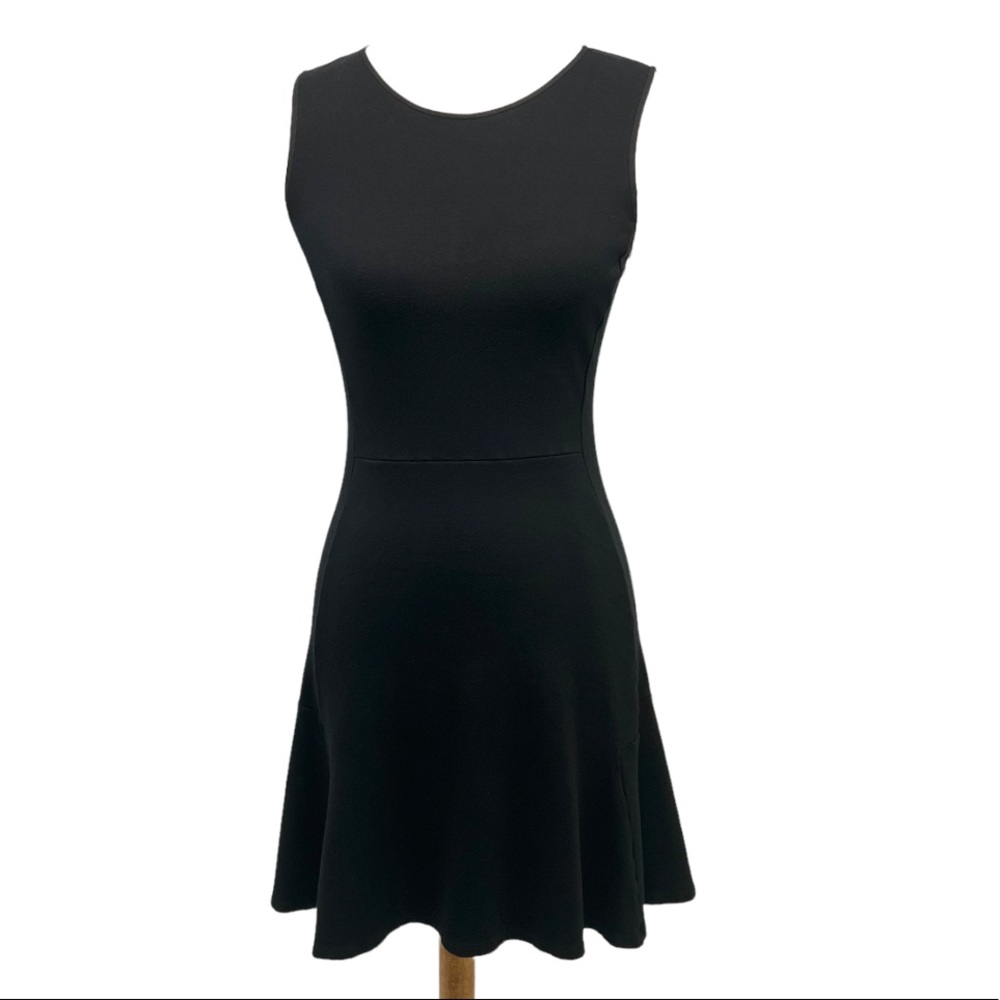 Theory Black Sleeveless Flounce Hem LBD Dress
